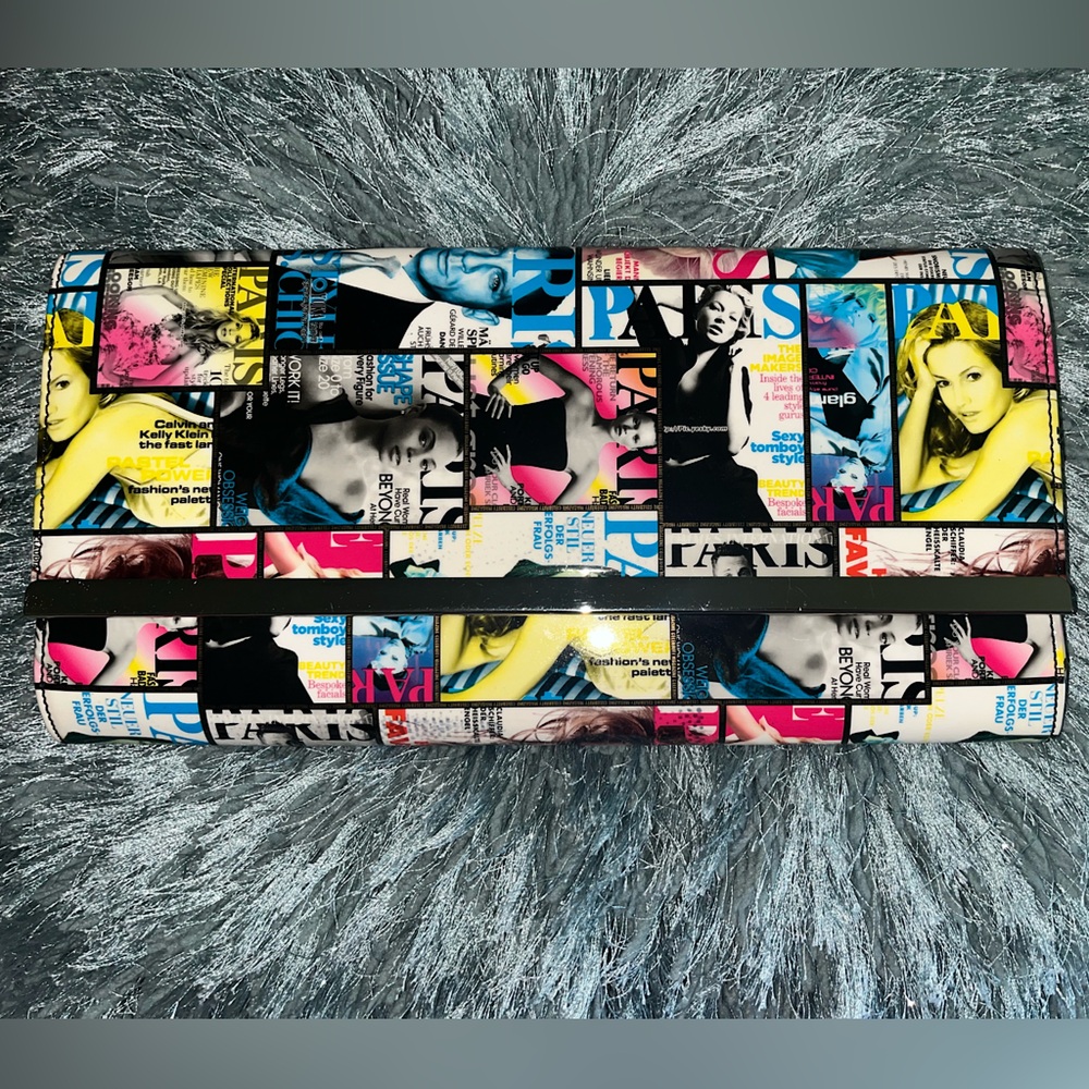 Retro Paris Magazine Style Clutch/Chain Strap